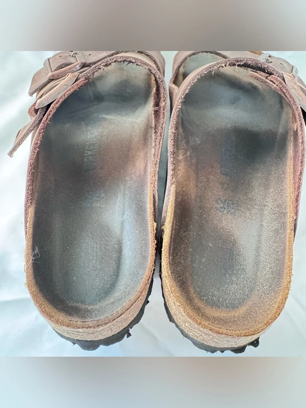 Birkenstock Arizona Sandals Habana Brown Oiled Leather Finish Sz 42 Outdoor EUC